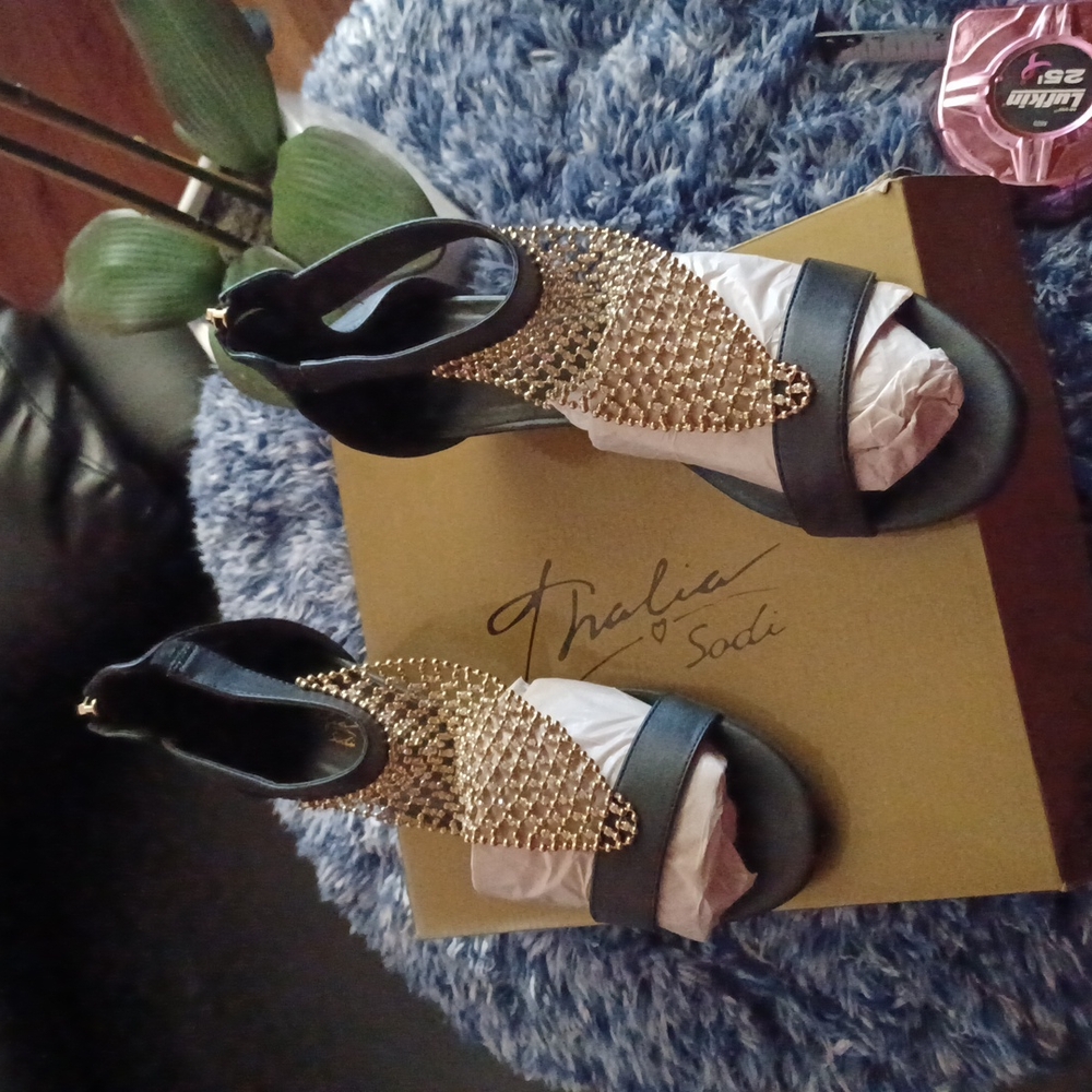 Women shoes - Picture 5 of 5